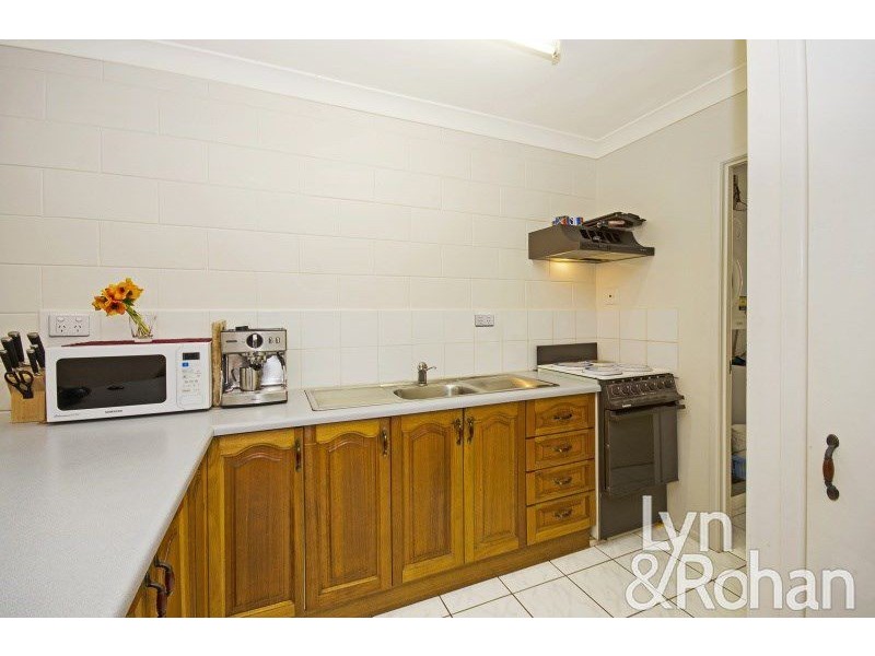 2/16 Benson Street, Rosslea QLD 4812