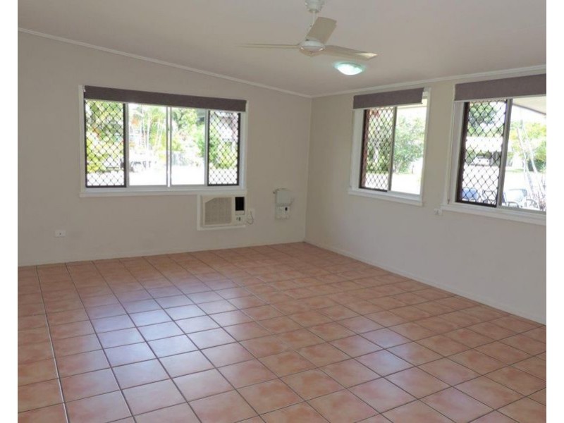 34 Canara Street, Cranbrook QLD 4814