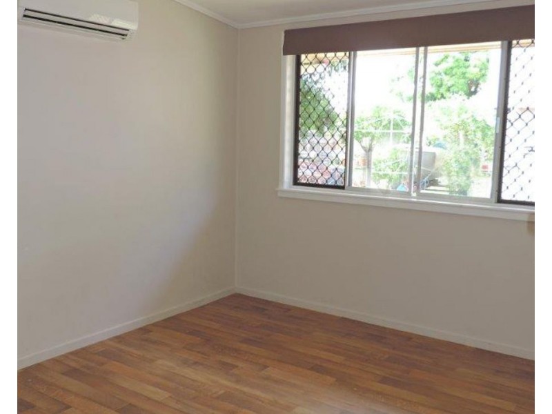 34 Canara Street, Cranbrook QLD 4814