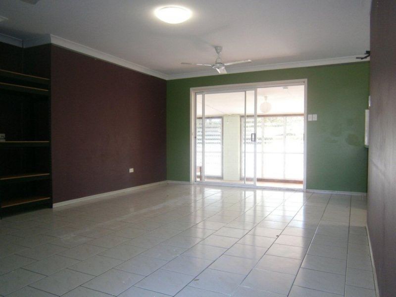 2 Canyon Court, Mount Louisa QLD 4814