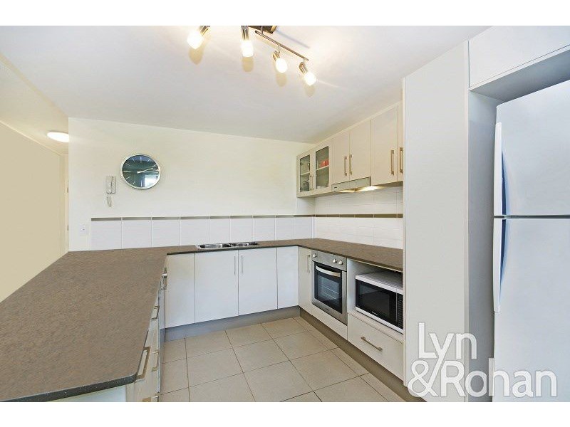 17/1 Gregory Street, North Ward QLD 4810