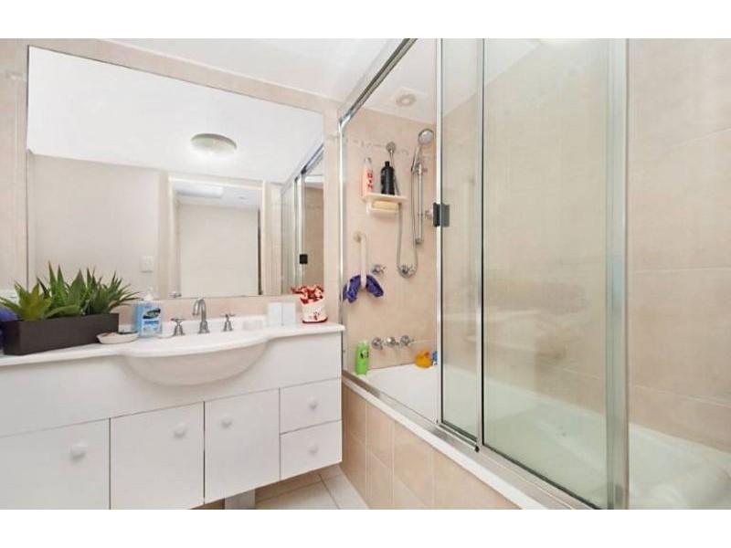 68/1 Stanton Terrace, Townsville City QLD 4810