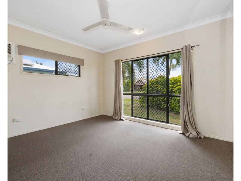 11 Young Circuit, Kirwan QLD 4817