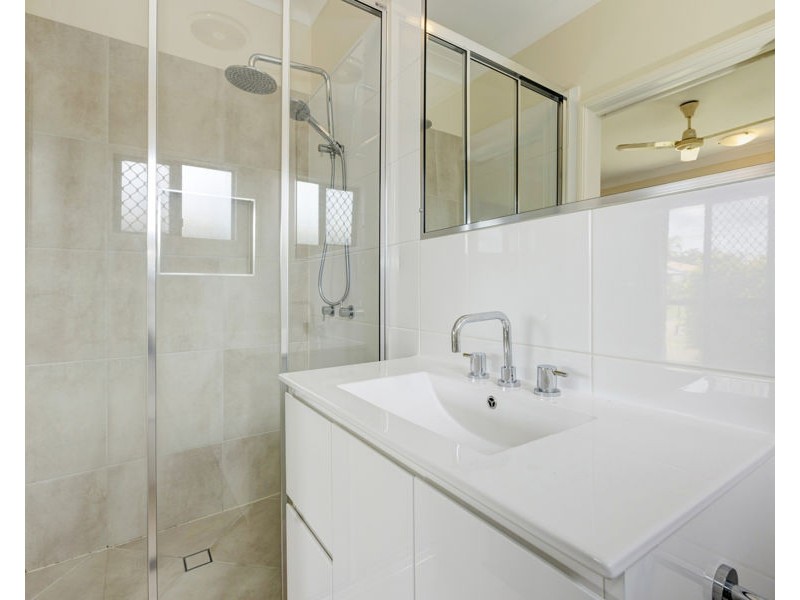 11 Young Circuit, Kirwan QLD 4817