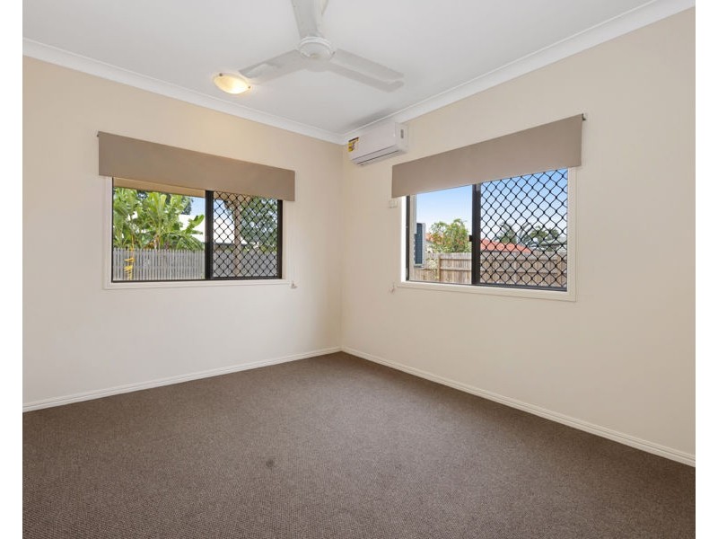 11 Young Circuit, Kirwan QLD 4817