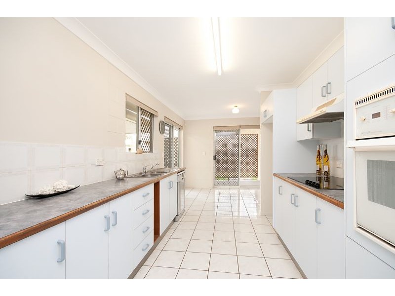18 Peppertree St, Kirwan QLD 4817