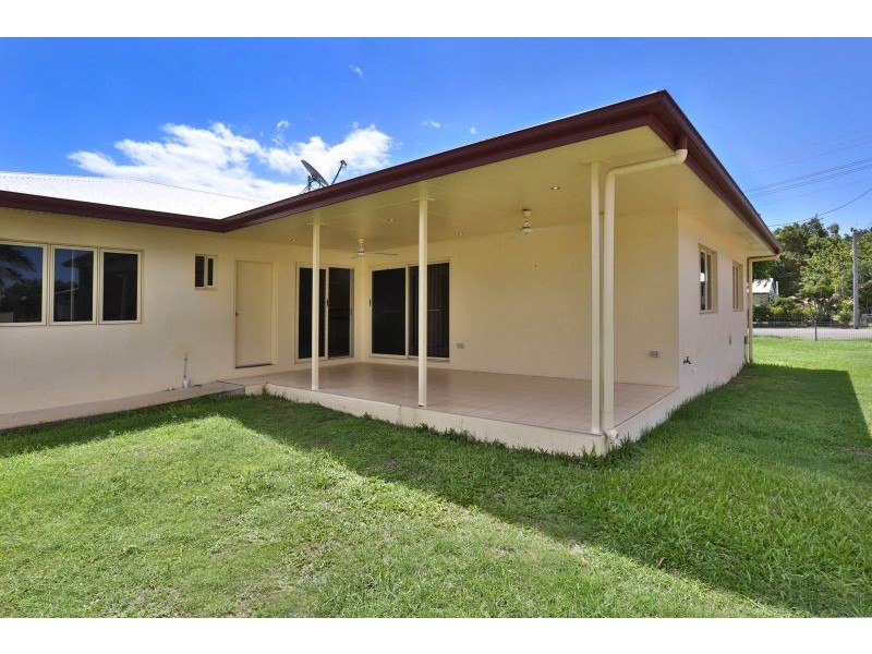 11 Keenan Street, Oonoonba QLD 4811