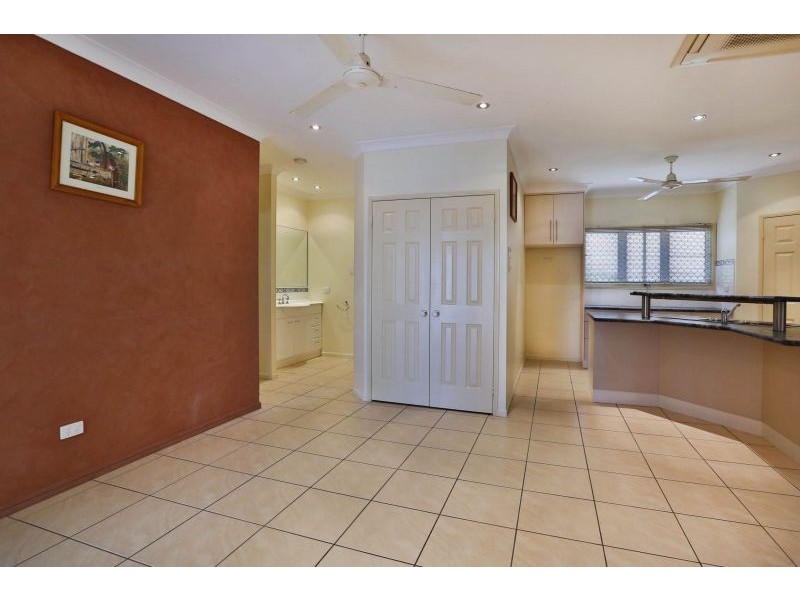 11 Keenan Street, Oonoonba QLD 4811