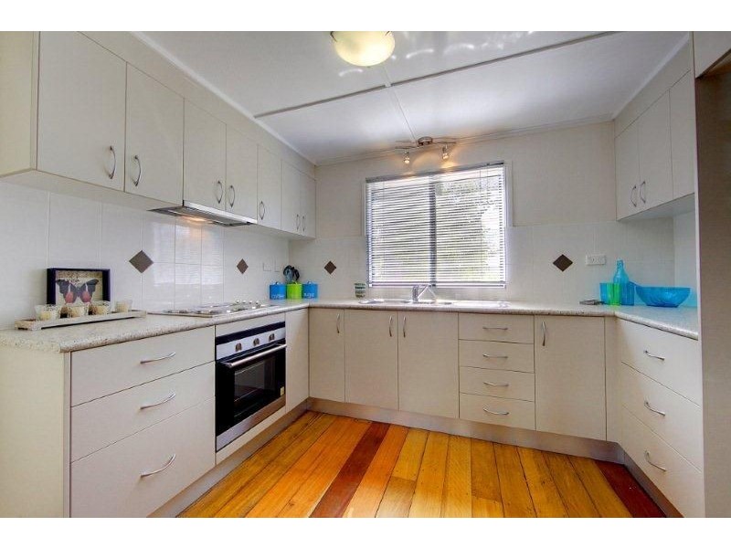 Railway Estate QLD 4810