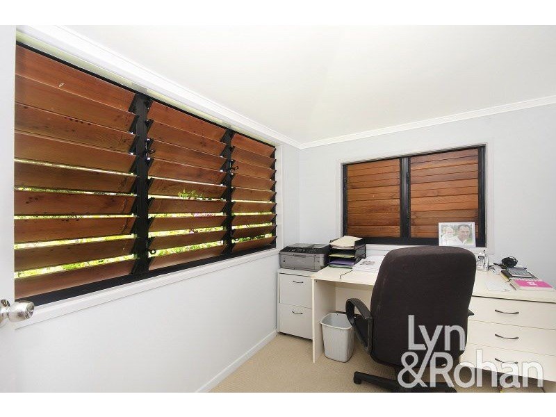 10 Mary Street, West End QLD 4810