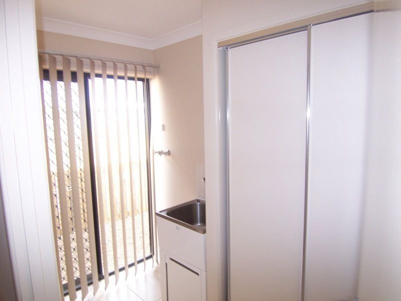 57 Hillock Crescent, Bushland Beach QLD 4818