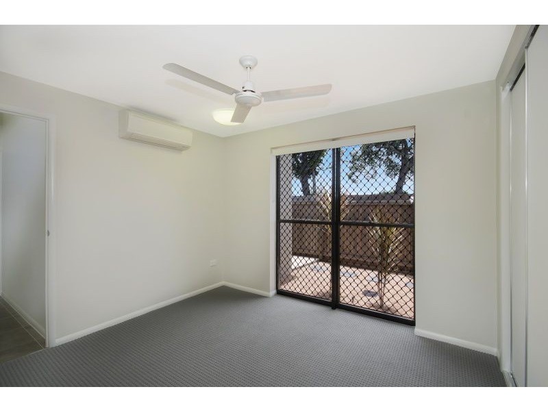25 Dune Parade, Bushland Beach QLD 4818