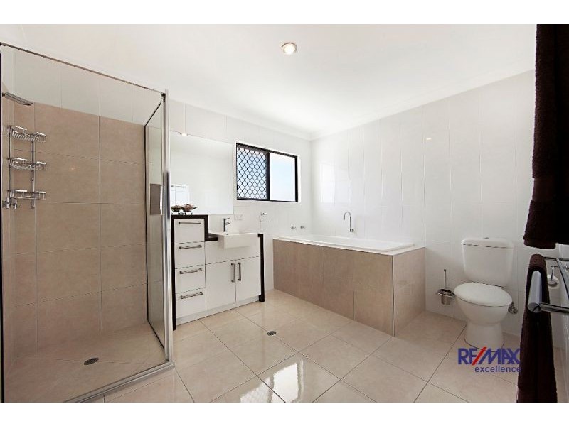 13 Knox Court, Mount Louisa QLD 4814