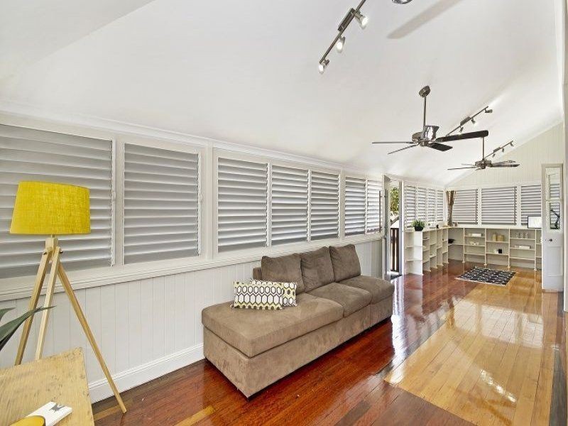 2 First Street, Railway Estate QLD 4810