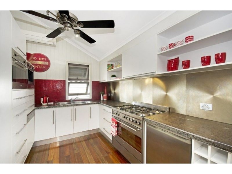 2 First Street, Railway Estate QLD 4810