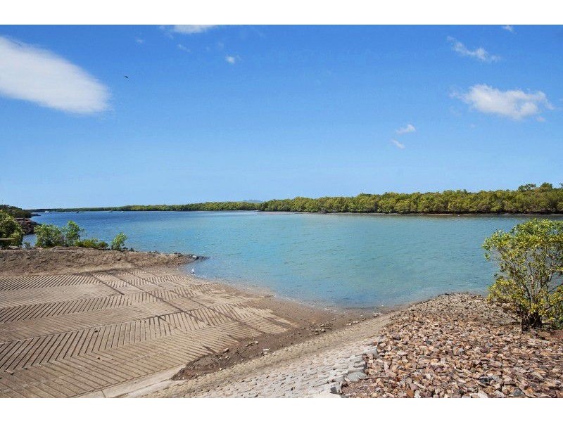 Railway Estate QLD 4810