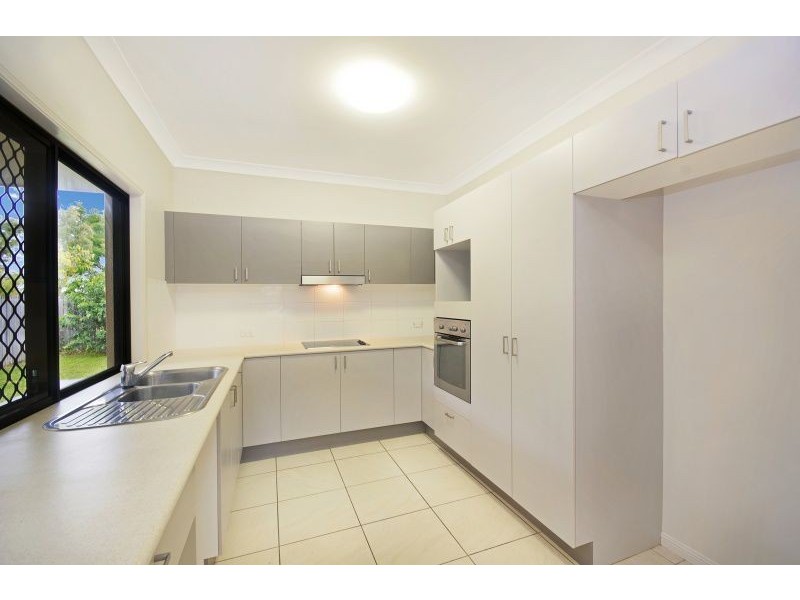 15 Eungella Court, Bushland Beach QLD 4818