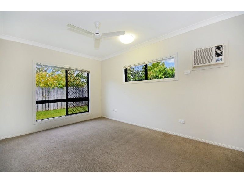 15 Eungella Court, Bushland Beach QLD 4818