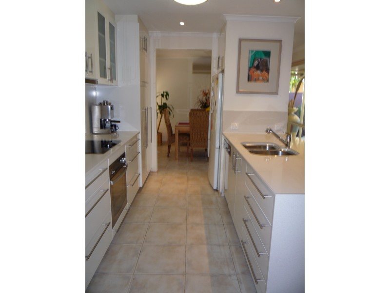 6 Nautilus Pl, Twin Waters QLD 4564