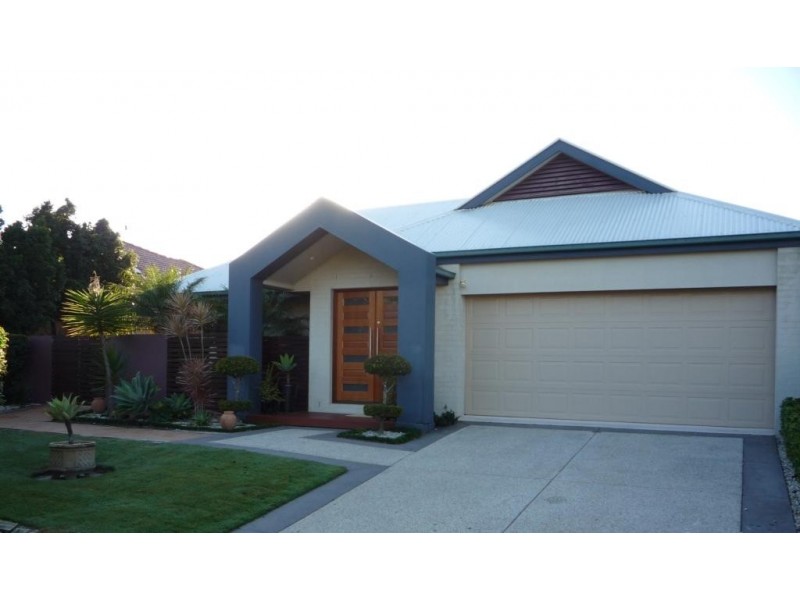 6 Nautilus Pl, Twin Waters QLD 4564