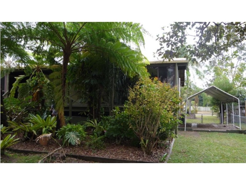 2 Ku Ring Gai Court, Kuluin QLD 4558