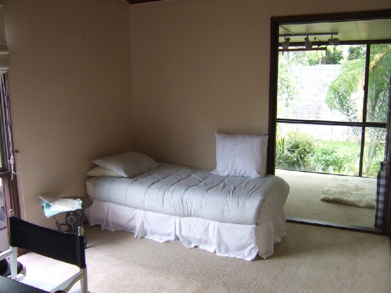 2 Ku Ring Gai Court, Kuluin QLD 4558