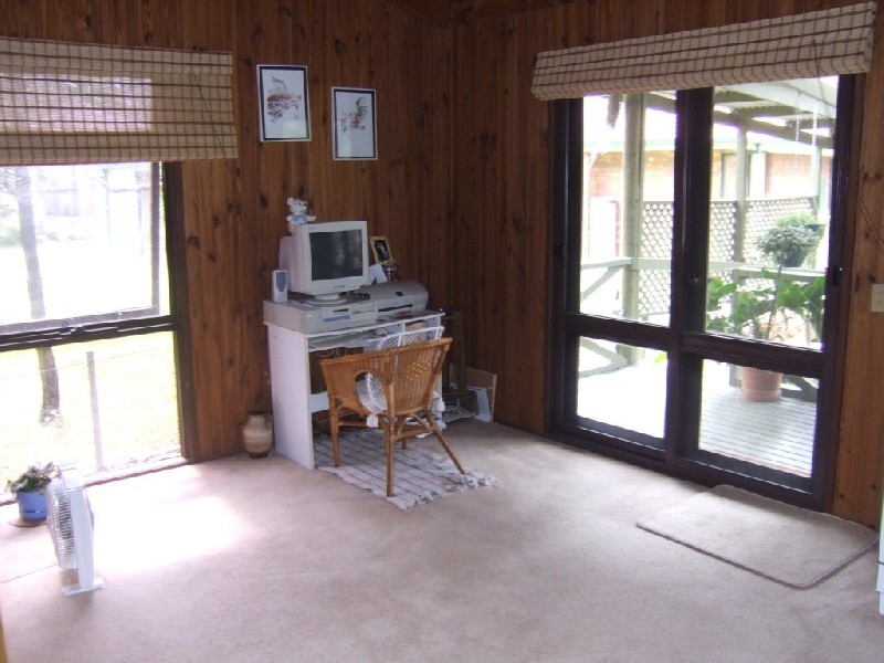 2 Ku Ring Gai Court, Kuluin QLD 4558