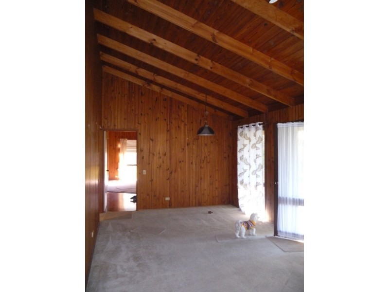 2 Ku Ring Gai Court, Kuluin QLD 4558