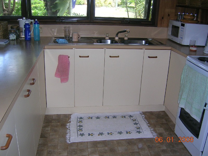 2 Ku Ring Gai Court, Kuluin QLD 4558