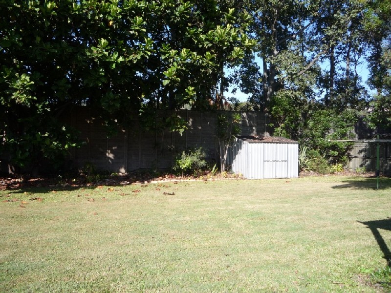 6 Ku-Ring-Gai Street, Kuluin QLD 4558