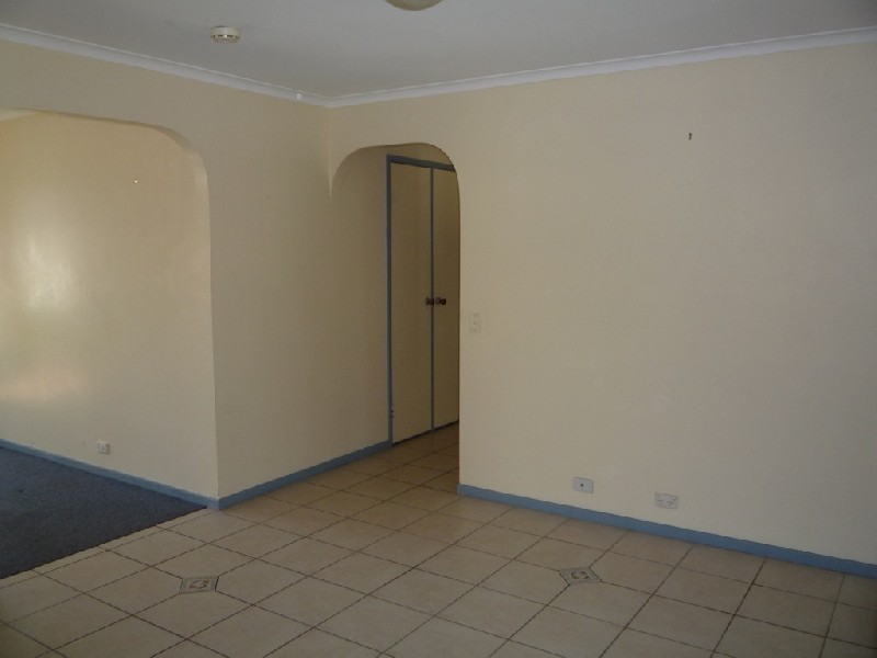 6 Ku-Ring-Gai Street, Kuluin QLD 4558