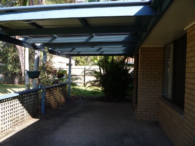 6 Ku-Ring-Gai Street, Kuluin QLD 4558