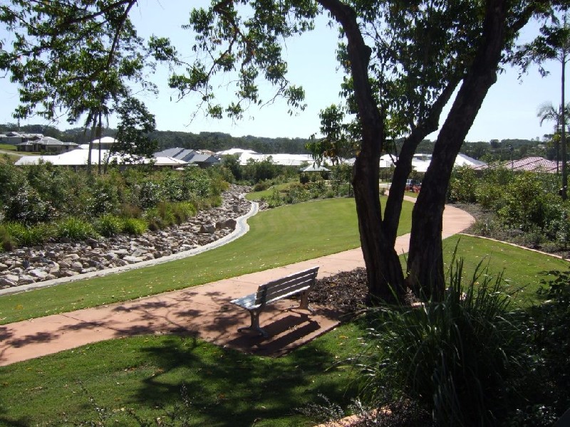 2/5 Bottlebrush Avenue, Bli Bli QLD 4560