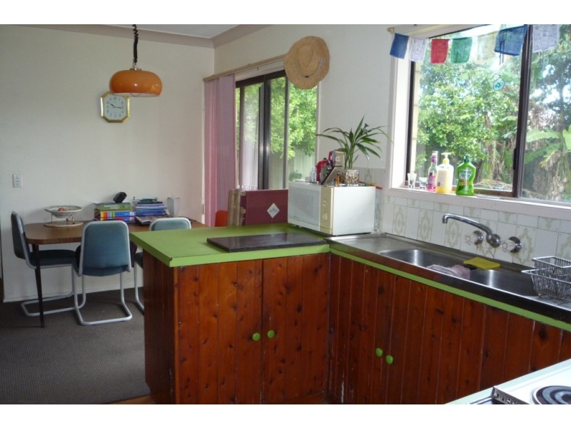27 Namba Street, Pacific Paradise QLD 4564