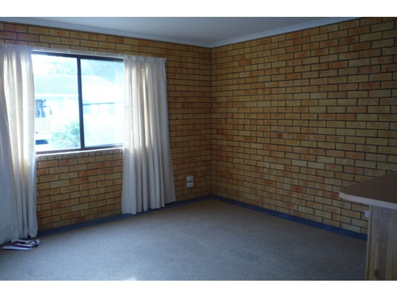 2/14 Blanck Street, Maroochydore QLD 4558