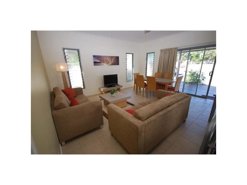 13/151-152  Esplanade, Woodgate QLD 4660
