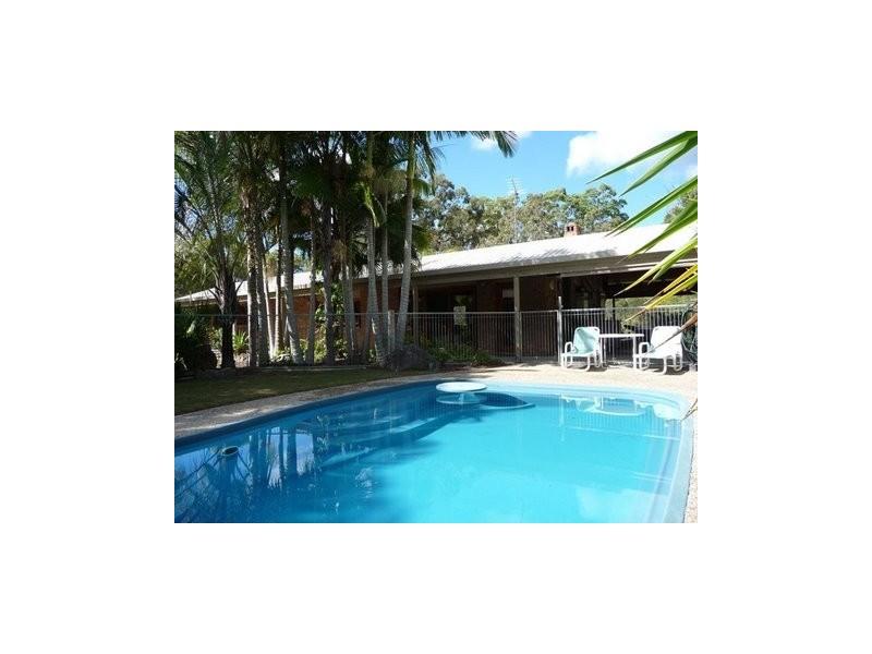 2452 Round Hill Road, Agnes Water QLD 4677