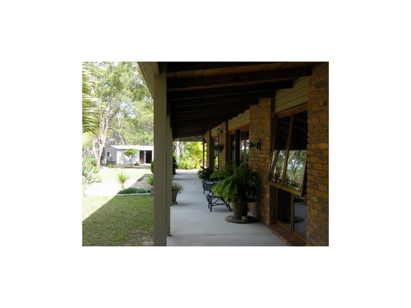 2452 Round Hill Road, Agnes Water QLD 4677