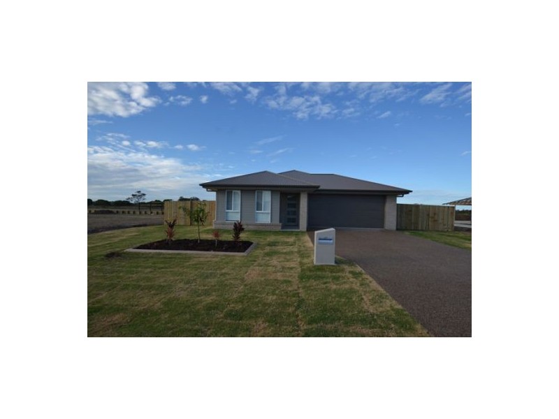 27 Bounty Circuit, Eli Waters QLD 4655