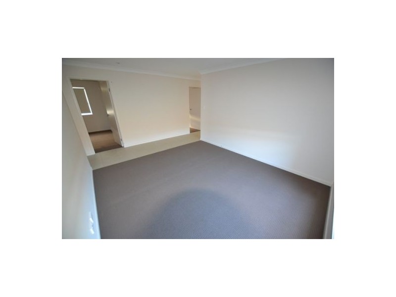 27 Bounty Circuit, Eli Waters QLD 4655