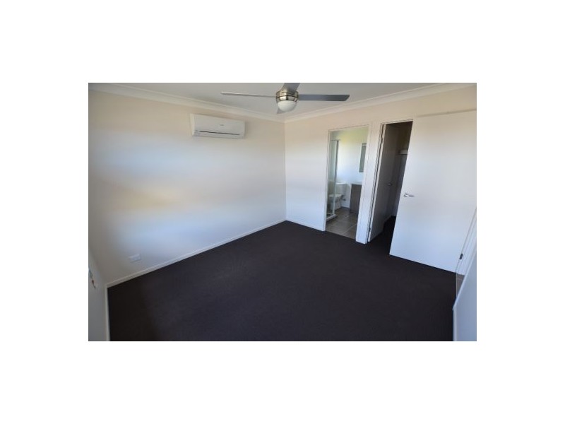 2 Kirra Court, Eli Waters QLD 4655