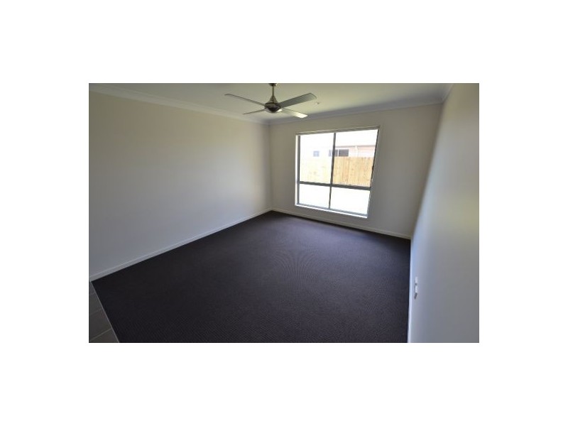 2 Kirra Court, Eli Waters QLD 4655