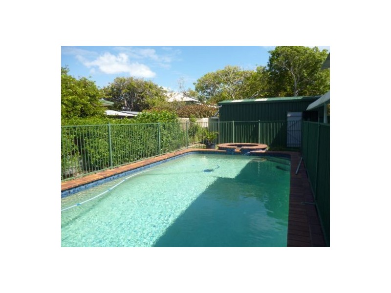 57a Hibiscus Street, Urangan QLD 4655