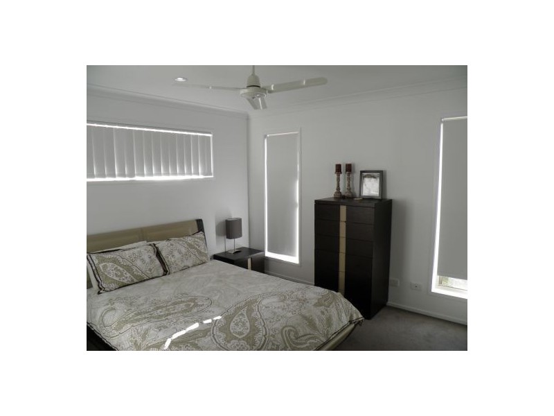 7 Burke Court, Urraween QLD 4655