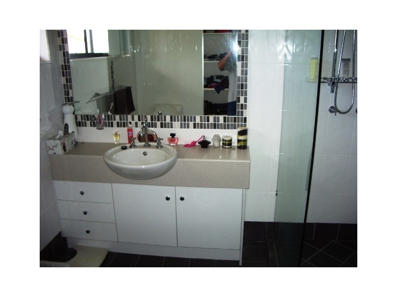 1/1 Daintree Drive, Torquay QLD 4655