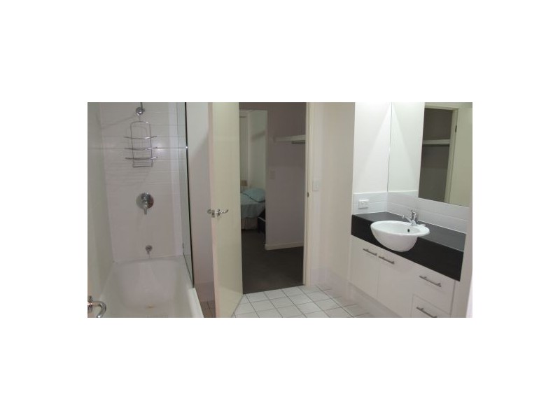 49/68 Pulgul Street, Urangan QLD 4655