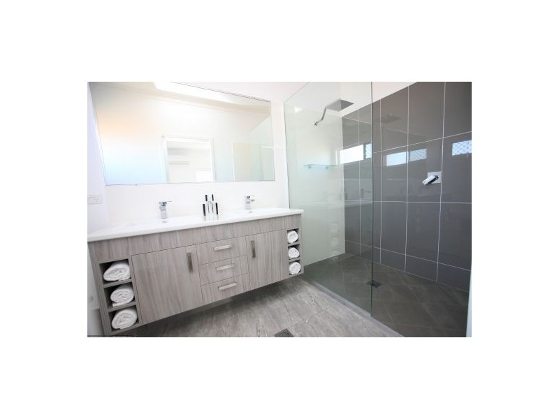 55 Royal Drive, Kawungan QLD 4655