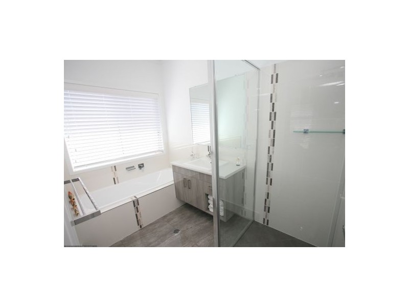 55 Royal Drive, Kawungan QLD 4655