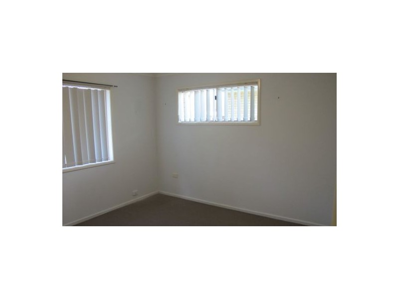 5 Hamer Dve, Urangan QLD 4655