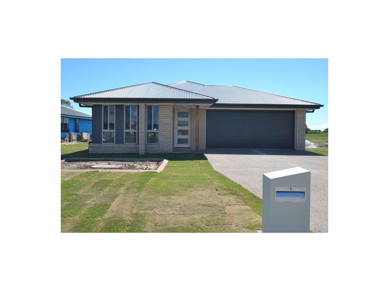 1 Byrnes Court, Eli Waters QLD 4655